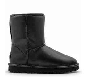 UGG Classic Short Luxury Black