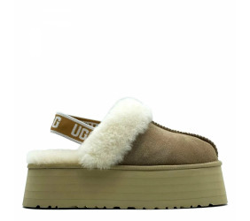 UGG Funkette Suede Platform Sand