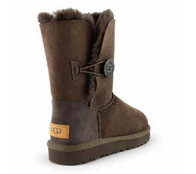 UGG Bailey Button II Chocolate