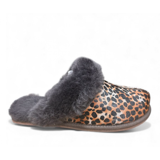 UGG Slippers Caspian