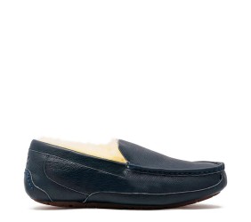 UGG Mens Ascot Leather Navy UGG Mens Ascot Leather Navy