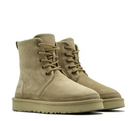 UGG Neumel High Sand