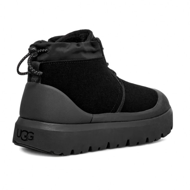 UGG Neumel Hybrid - Black / Black