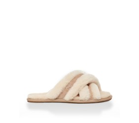 UGG Scuffita Slipper Sand