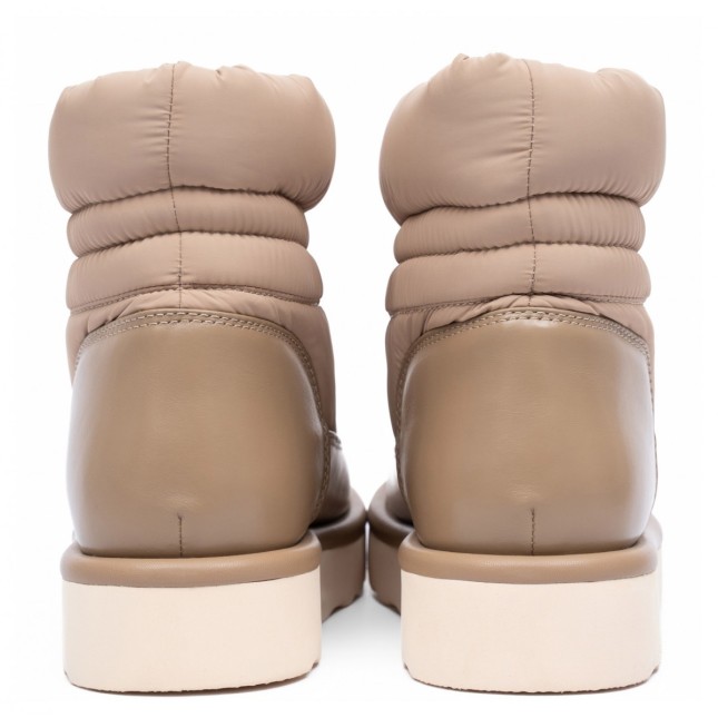 Ugg Classic Mini Blow Sand