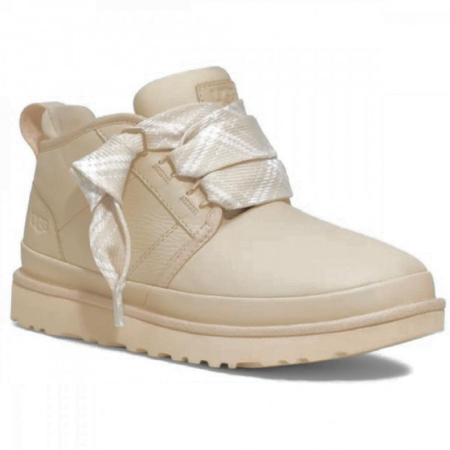 UGG Neumel FT White Leather