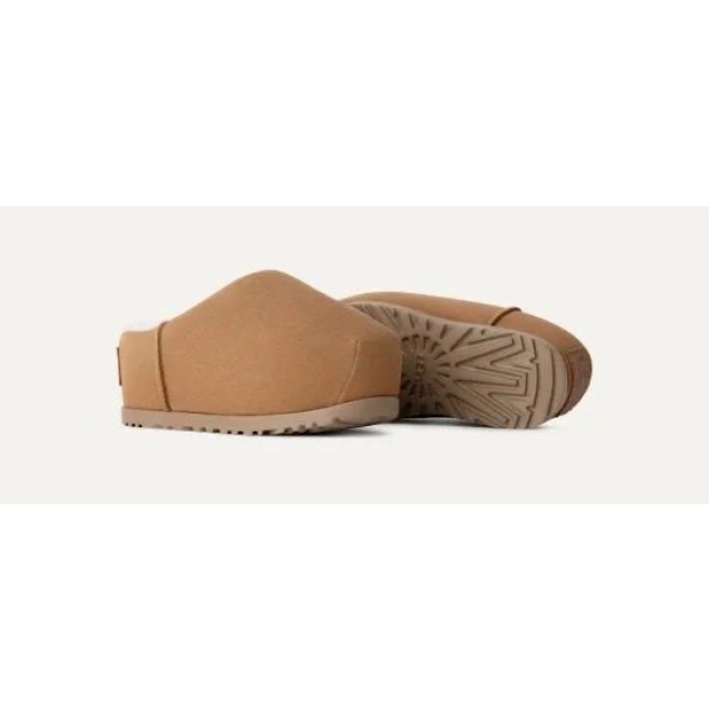 UGG Pumped Slide Chestnut