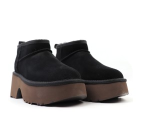 UGG Ultra Mini New Heights Black