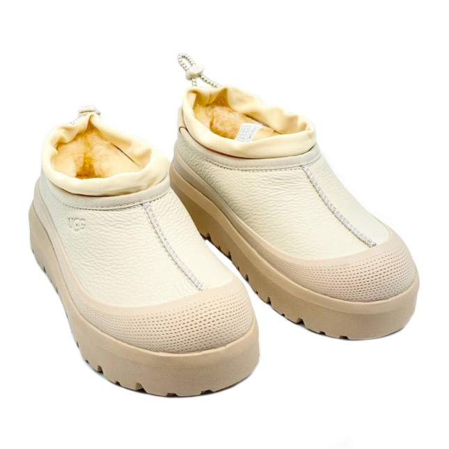 UGG Tasman Hybrid Leather Sand