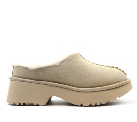 UGG New Heights Cozy Clog Sand