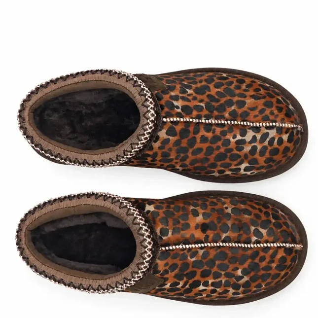 UGG Tasman Slipper Caspian